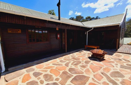 Emakhazeni Ski Chalet | Strathavon Cottage