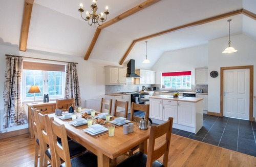 Loch Ness House | Strathmore Lodge by Interhome