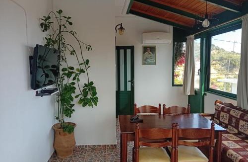 Argoules Apartment | Strofi House