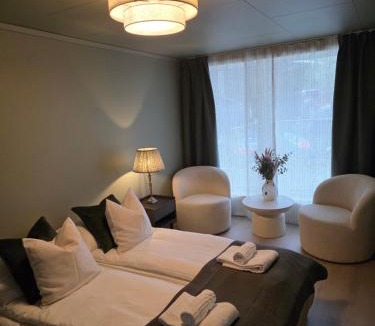 Stryn House | Stryn Kaffebar & Vertshus