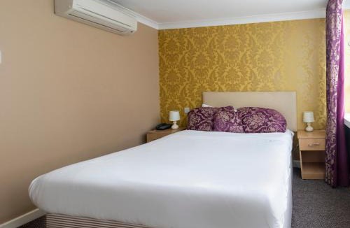 Luton Hotel | Stuart Hotel