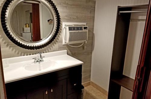 Veazie Hotel | Stucco Lodge