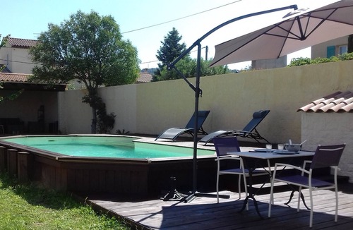 Chateauneuf-les-Martigues Apartment | Studio 25m², near the beaches, 20 minutes from Marseilles, 20 minutes from Aix en Provence