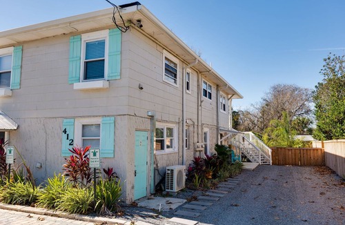Jacksonville Beach Apartment | Studio | 1/1 Bright & Easy Access to the Jacksonville Beach