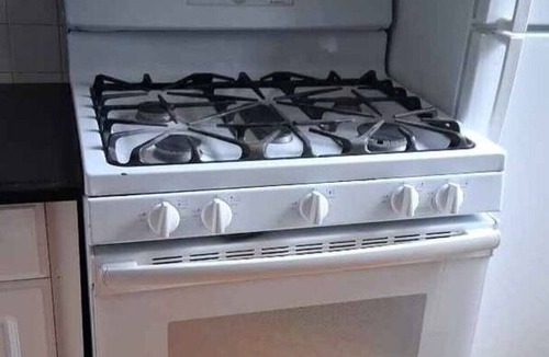 Historic Downtown Apartment | Studio 1 Bed/1 Bath Full Apartment—Steps to Path