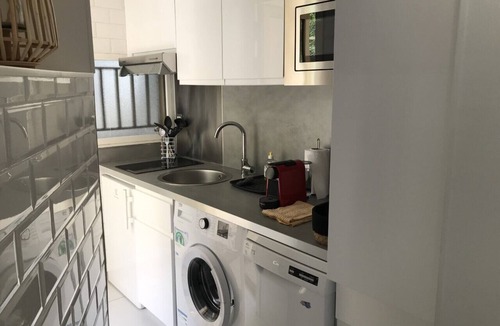 Cannes Apartment | Studio 100 meters from the Croisette and beaches.