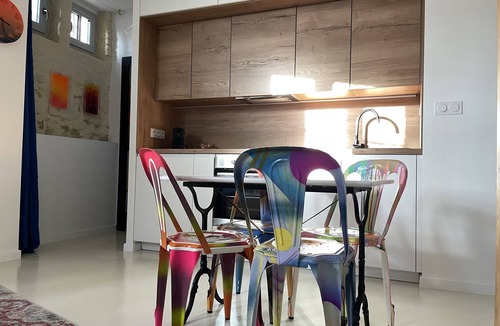 Quartier de France Apartment | Studio 11 bis – Facing Vichy Parks