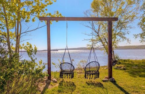 Ste Anne de Beaupre Apartment | Studio 12 - 2 min du Bord de l'eau Foyer & Barbecue