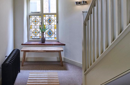 Norwich Apartment | Studio 2 - Central Location Sleeps 4