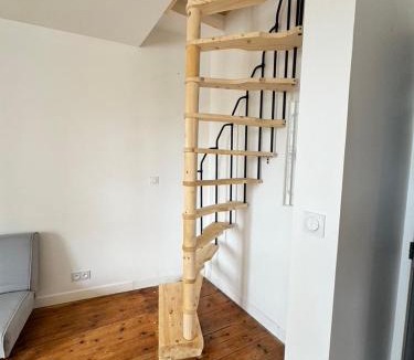 Pons Apartment | STUDIO 2 face au donjon