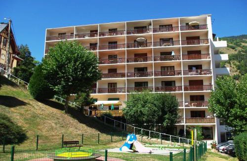 Brides-les-Bains Apartment | Studio 2 Pers., Centre Village, Wifi, Animaux Ok - FR-1-512-193