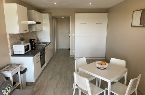 Hyeres Apartment | Studio 2-Studio-Ensuite with Shower-Harbour view