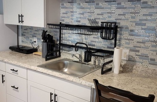 Hutchinson Acres Apartment | Studio 2271-only minutes to 77