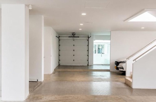Monteria Apartment | studio 240mbps-parqueadero techado