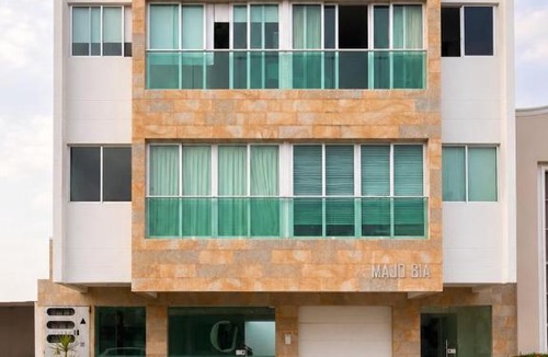 Monteria Apartment | studio 240mbps-parqueadero techado