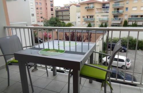 Arcachon Apartment | Studio 24m² au Centre d'Arcachon, proche Gare et Plage, Balcon Sud - FR-1-374-104