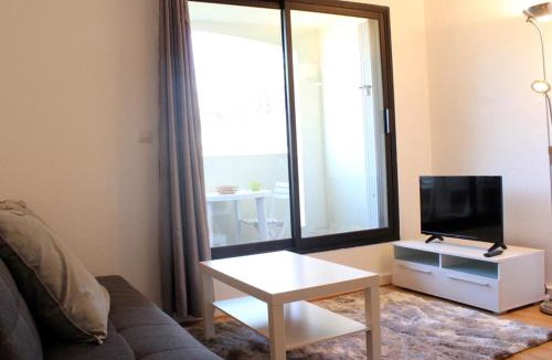 Dolus-d'Oleron Apartment | Studio 3 couchages proche plage avec piscine et tennis à Dolus-d'Oléron - FR-1-246A-306