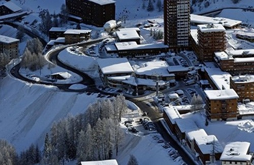 Plagne Centre Apartment | Studio 3 pers., slope view, ski-in/ski-out, balcony