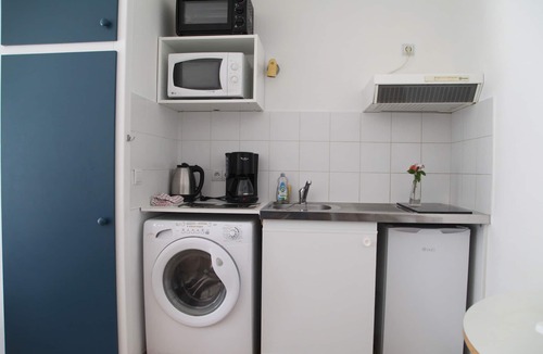 Mimizan-Plage Apartment | Studio 3 persons 50 m from the beach with private parking, Rated 3 stars