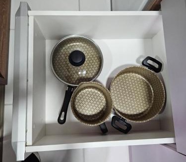Alexandra Apartment | Studio 306, decorado com garagem e ar-condicionado