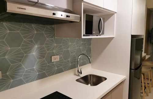 Lahug Apartment | Studio 38 Park Ave IT Park 20th Floor Cebu City