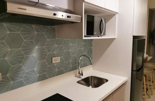 Lahug Apartment | Studio 38 Park Ave IT Park 20th Floor Cebu City