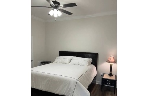 Tifton Apartment | Studio #4 -A Lovely 1 bedroom studio apartment