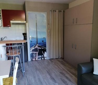 Saint-Georges-de-Didonne Apartment | Studio 4 personnes à 100m de la plage