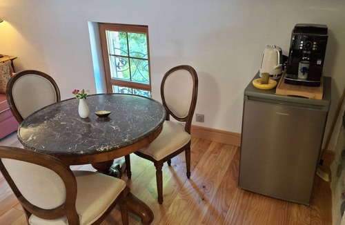 Saint-Martin-le-Superieur Apartment | Studio 4 people with water room