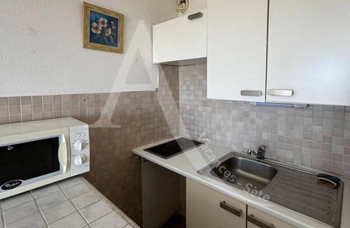Sete Apartment | STUDIO 4 PERS AVEC PKG BORD DE PLAGE VUE MER