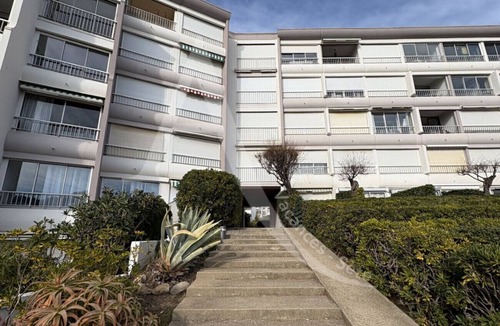 Sete Apartment | STUDIO 4 PERS AVEC PKG BORD DE PLAGE VUE MER