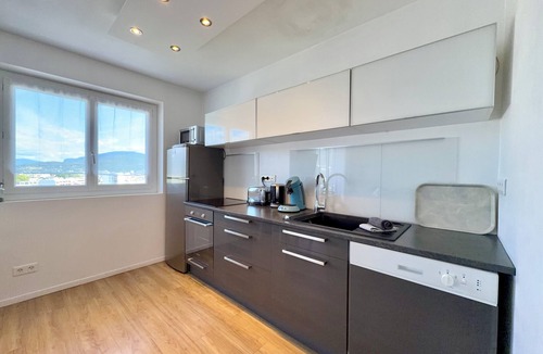 Aix-les-Bains Apartment | Studio 4* Swimming pool (summer), parking & superb view!