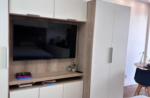Centro Apartment | Studio 5 Completo Centro com Garagem