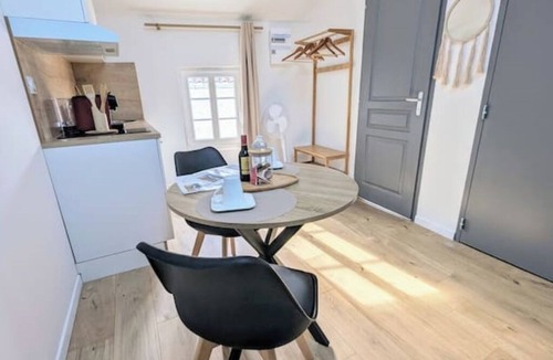Gond-Pontouvre Apartment | Studio 5: Your urban oasis.