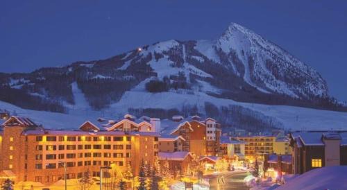 Mount Crested Butte House | Studio 518 at Perfect Location with Pool and Hot Tub