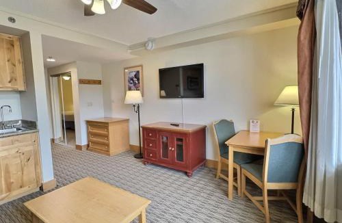 Crested Butte House | Studio 566 Near Resort with Hot Tub Pool