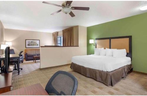 Lisle Hotel | Studio 6 Corporate Extended Stay Chicago Lisle IL