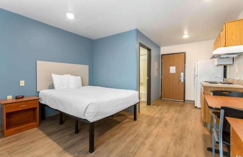El Dorado West Hotel | Studio 6 Extended Stay El Paso East TX