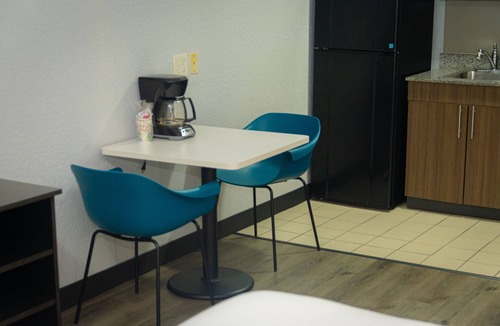 West Palm Beach Hotel | Studio 6 Extended Stay - West Palm Beach, FL