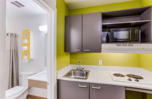 Southside Hotel | Studio 6 Extended Stay - Jacksonville, FL - South