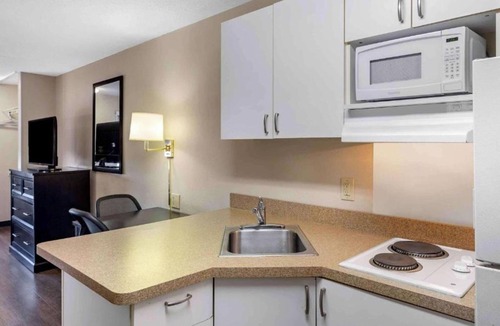 Fishkill Hotel | Studio 6 Extended Stay Fishkill Westage Center NY