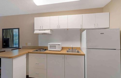 Memphis Hotel | Studio 6 Extended Stay Memphis Airport TN