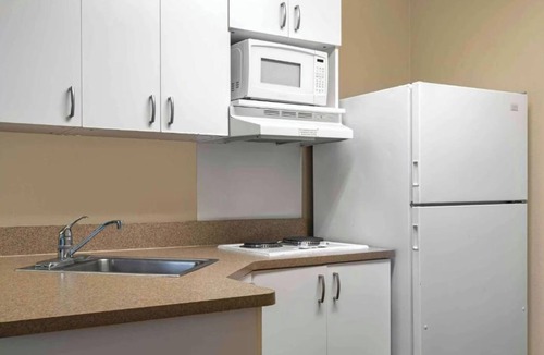 Sacramento Hotel | Studio 6 Extended Stay Sacramento Arden Way CA