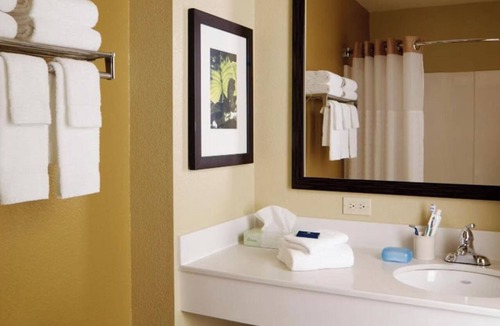Mishawaka Hotel | Studio 6 Extended Stay South Bend Mishawaka South IN