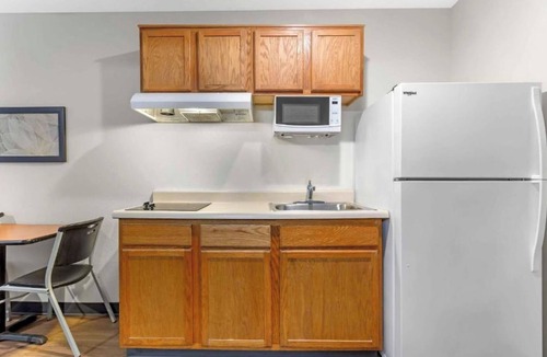 Fort Myers Hotel | Studio 6 Extended Stay Fort Myers FL