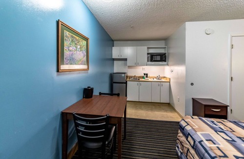 Greensboro Hotel | Studio 6 Extended Stay - Greensboro, NC - I-40