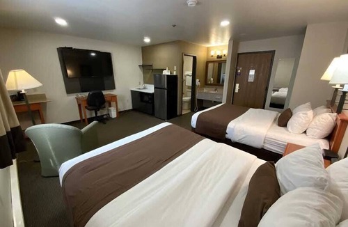 Minot Hotel | Studio 6 Minot, ND