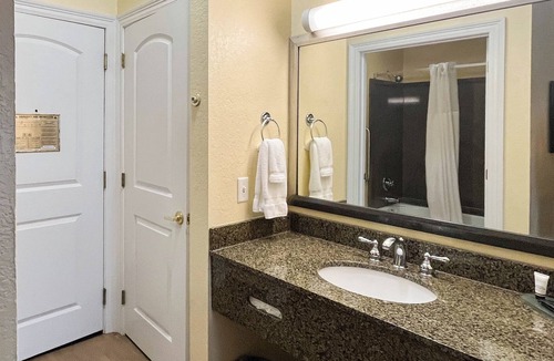 Slidell Hotel | Studio 6 – Slidell, LA – North Shore
