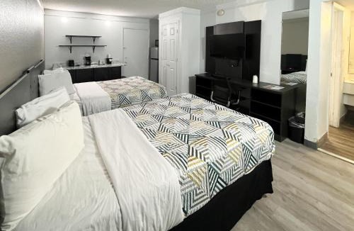 Dayton Hotel | Studio 6 Suites Dayton OH Englewood