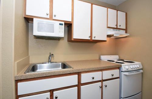 Greenville Hotel | Studio 6 Suites Greenville, SC - Haywood Mall